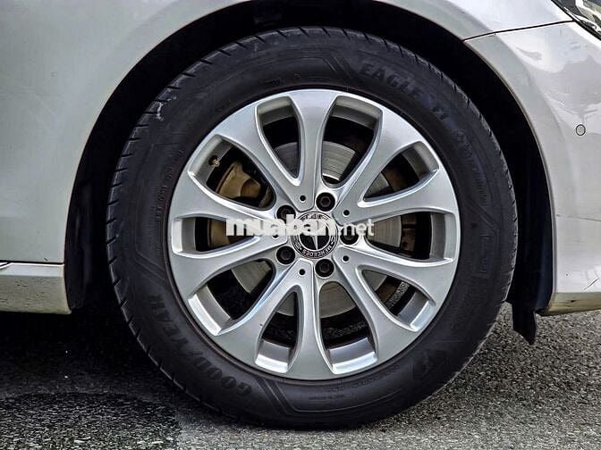 Mercedes Benz E200 Exclusive 2017 Trắng