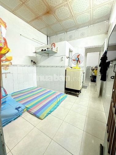 2ty380 Nhà hẻm P3Q8 3,3 x 7 trệt lầu đúc 2pn SHR 