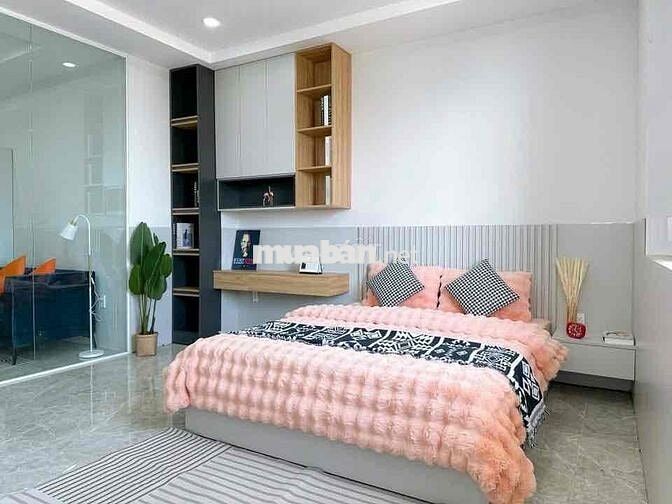 CĂN HỘ 1 PHÒNG NGỦ BAN CÔNG RỘNG 50m2 MÁY GIẶT RIÊNG Ở UNG VĂN KHIÊM