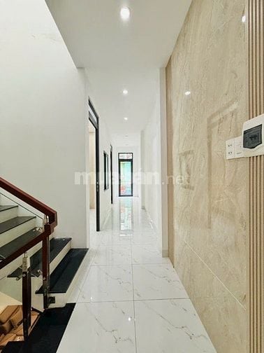 Cho thuê nhà hẻm xh, full nội thất, 14tr