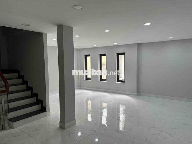 NHÀ MỚI 100% 4 PHÒNG HẺM XE HƠI HẬU GIANG