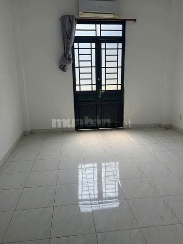 Bán nhà mặt đường số , ô tô thông thoáng . H- Đông 