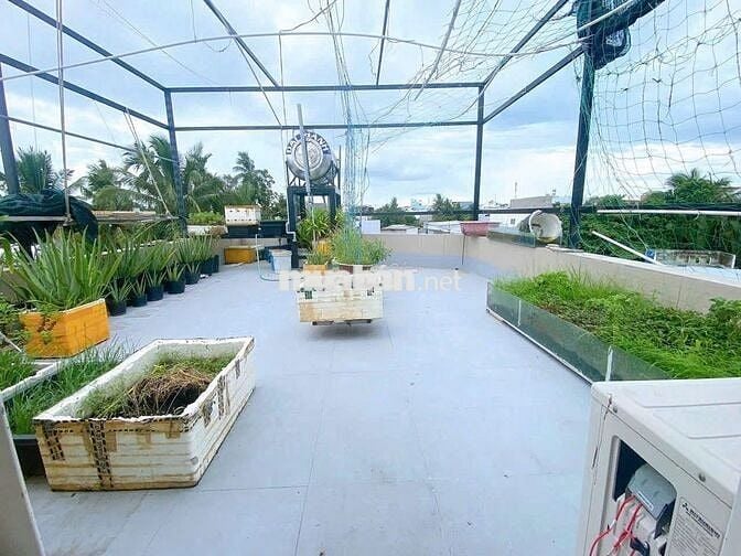 NHÀ GẦN CHỢ TẦM VU - BỜ KÈ HƯNG LỢI TPCT