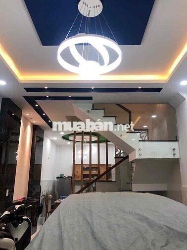 Giá Tốt ngay khu vực Nguyễn Thiện Thuật.Q3.hạ còn 8TỶ140.cho thuê tốt