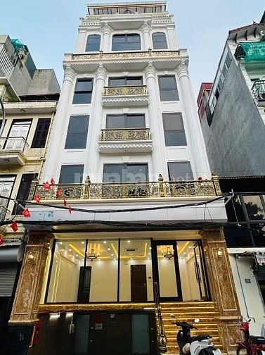 Bán nhà mặt phố Đội Cấn, 100m2, xây 10 tầng, MT 8m, cho thuê hơn 200 t