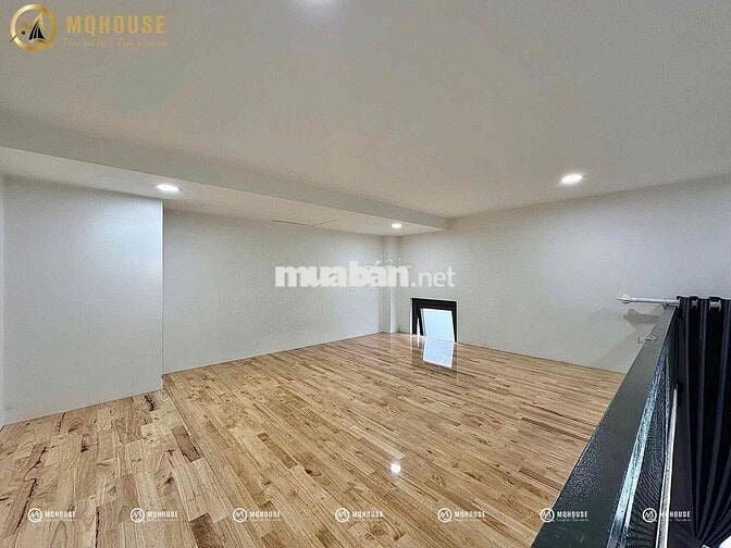 DUPLEX CỬA SỔ TRỜI FULL NỘI THẤT MỚI KENG NGAY ĐẠI HỌC CÔNG THƯƠNG