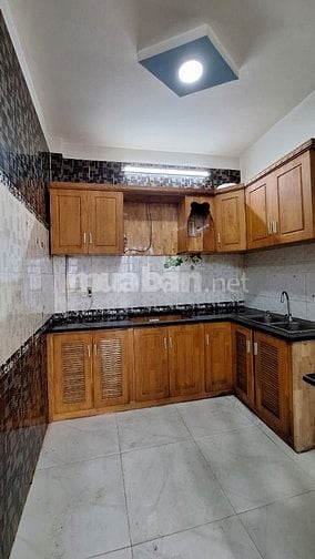 Bán gấp nhà 1trệt, 3 lầu, ST. Hẻm 101 ra Bùi Minh Trực P5, Q8. DT4mx9m