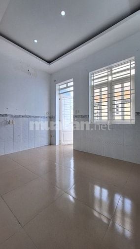 Bán gấp nhà 1trệt, 3 lầu, ST. Hẻm 101 ra Bùi Minh Trực P5, Q8. DT4mx9m