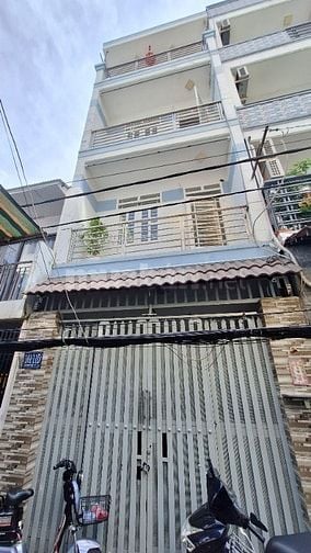 Bán gấp nhà 1trệt, 3 lầu, ST. Hẻm 101 ra Bùi Minh Trực P5, Q8. DT4mx9m