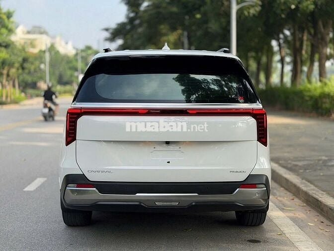 Kia Carnival 2025 Premium 2.2D 8S - 45,000 km.