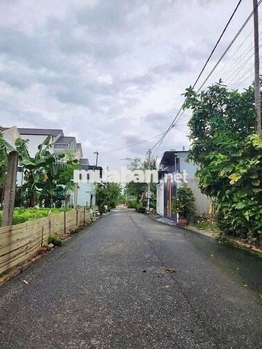 BÁN ĐẤT BÊN HÔNG CHỢ CHÁNH MỸ – THỦ DẦU MỘT

📍 Cách chợ vài bước,