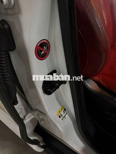 Cần bán rang rover dyamic 2,0 ,chính chủ