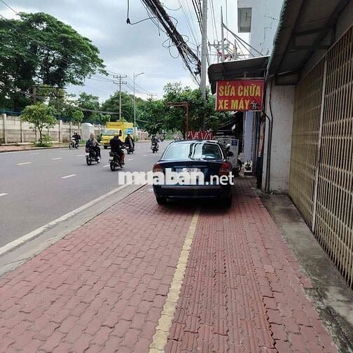 Sang lại thiết bị/máy móc tiệm sửa chữa xe máy/ôto