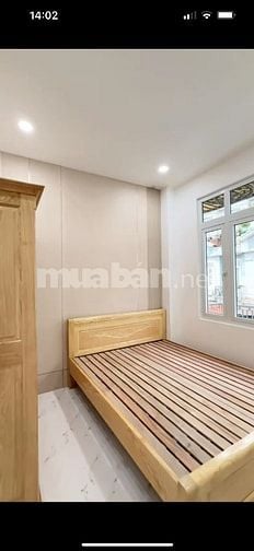 Cho thuê nhà nguyên căn, rộng rãi, tiện nghi.