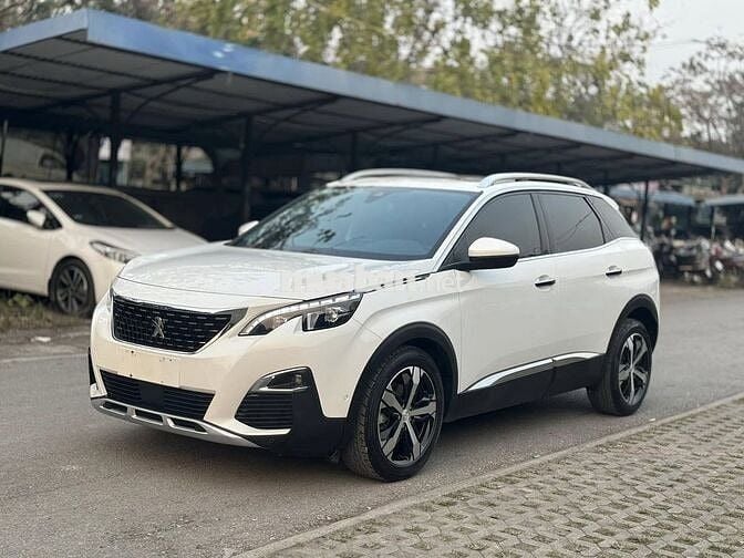 Peugeot 3008 2021 Allure 1.6 AT - lướt 15,000 km.
