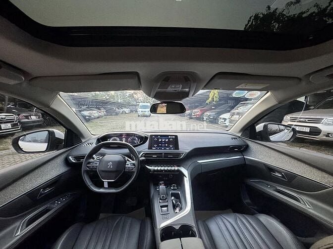 Peugeot 3008 2021 Allure 1.6 AT - lướt 15,000 km.