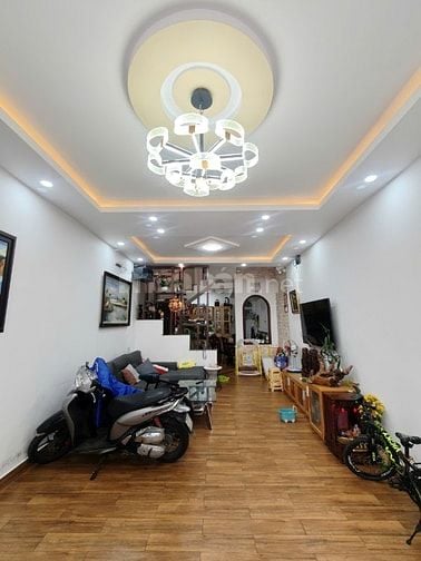 BÁN GẤP NHÀ ĐẸP - VỊ TRÍ VÀNG TẠI ĐÀ LẠT