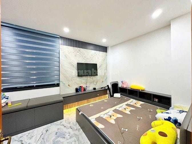 Bán nhà hẻm 1/ Đông Hồ, Tân Bình. Hẻm xe hơi. Gần Chợ Tân Bình