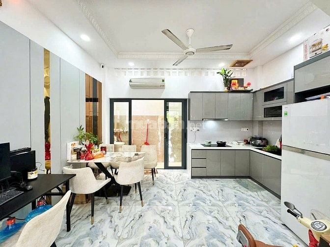 Bán nhà hẻm 1/ Đông Hồ, Tân Bình. Hẻm xe hơi. Gần Chợ Tân Bình