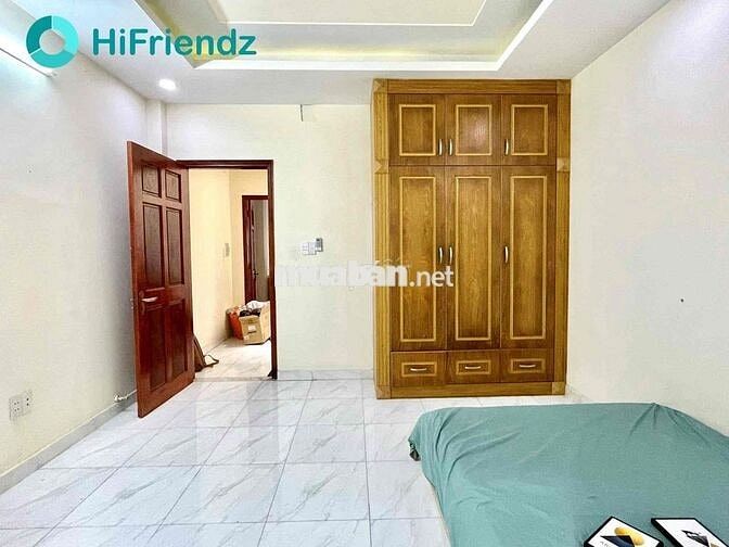 Phòng có nội thất, ban công Tân Bình