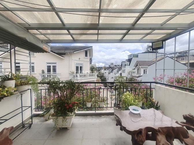 BÁN GẤP NHÀ ĐẸP - VỊ TRÍ VÀNG TẠI ĐÀ LẠT