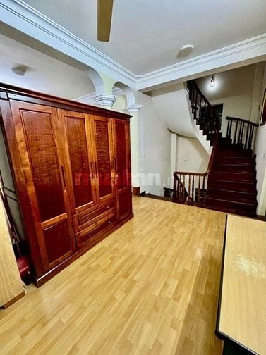 Phố Xuân Thuỷ - Cầu Giấy – 218 M2 – 4 Tầng -MT 14 M – Giá 38.3 Tỷ. 