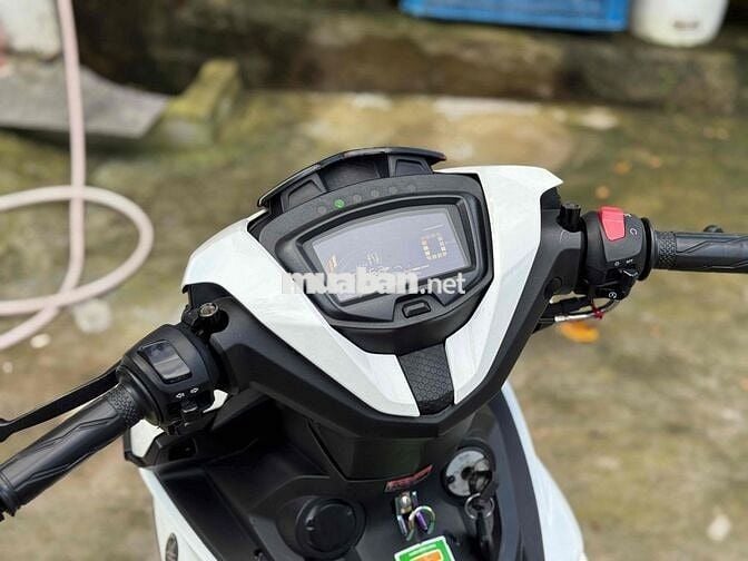 Exciter 150 led 2024 odo 10k km