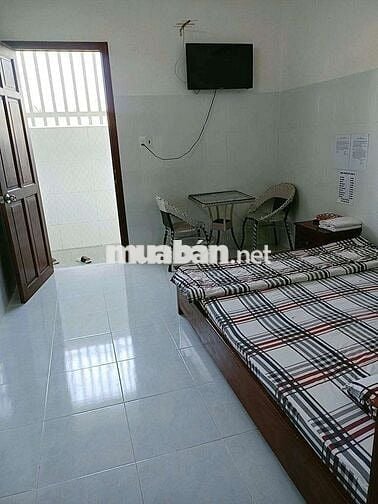 CHO THUÊ NHÀ NGHỈ  375mv 16p full máy lạnh.