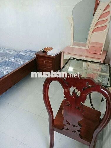 CHO THUÊ NHÀ NGHỈ  375mv 16p full máy lạnh.