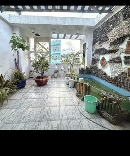 Bán nhà mặt tiền đường Cô Giang Q1 dt 3,9x20m 5 tầng chỉ 40 tỷ.