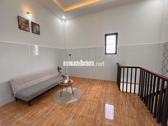 Nhà mới xây tại TP Mỹ Tho - 160m2- gần cầu quay