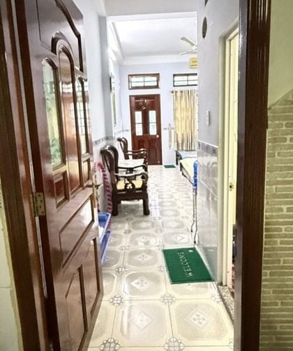 Bán nhà mặt tiền đường Cô Giang Q1 dt 3,9x20m 5 tầng chỉ 40 tỷ.