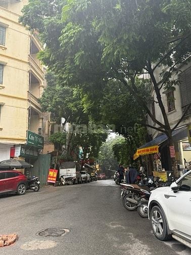 Bán nhà phân lô phố Trung Kính, 80m2, 5 tầng, MT5m, ô tô, kính doanh.