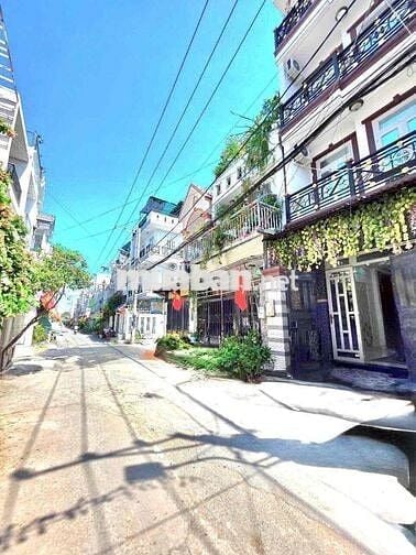 BÁN NHÀ 2 LẦU HẺM XE HƠI ĐÀO TÔNG NGUYÊN 4 ❌ 12,5, giá: 6ty650tr TL