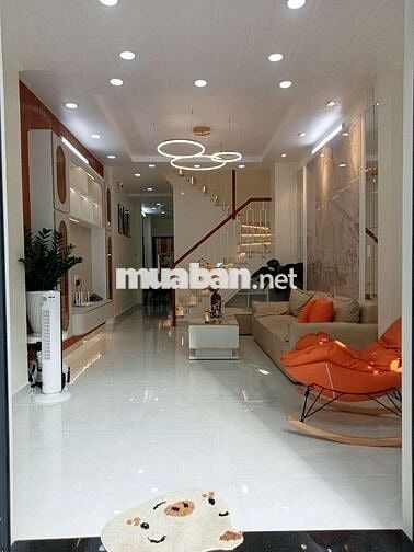 Nhà 1lầu:3,8x22,3PN hẻm 778, phú thuận,Tân Mỹ,hồ chí minh city