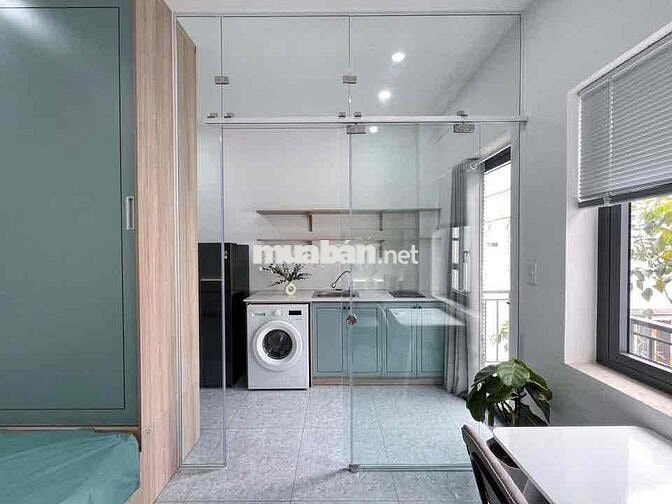 CĂN HỘ CAO CẤP - FULL NỘI THẤT BAN CÔNG GẦN NGÃ 7 LÝ THÁI TỔ