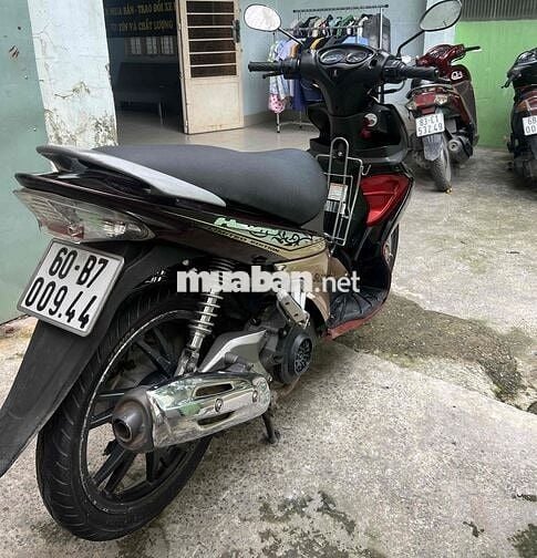 Suzuki hazate 2011 xe đẹp nguyên bản giá tốt