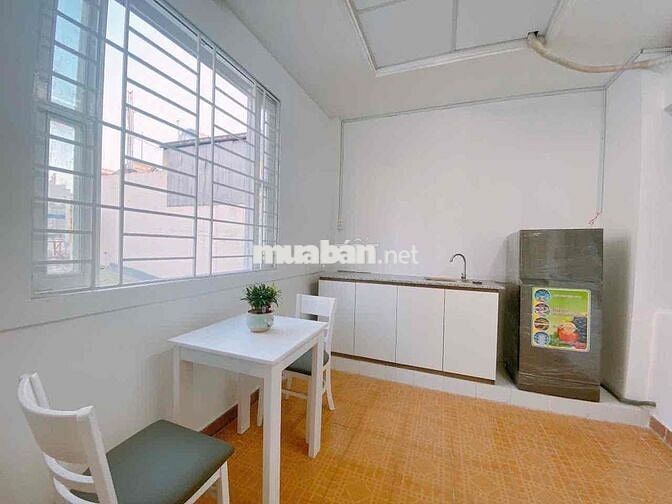 CĂN HỘ 1PN FULL NỘI THẤT BAN CÔNG/CỬA SỔ GẦN PARC MALL, CẦU CHÁNH HƯNG