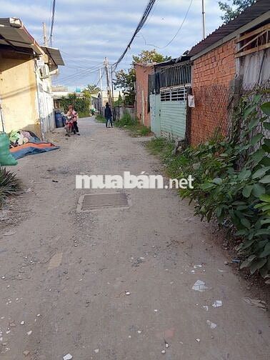 Cần bán lô đất 748m2, có sổ đỏ, hẻm 4m xe tải, đường Nguyễn Trãi