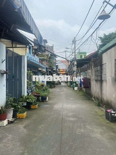 Cần bán gấp đất 1 xẹt P TTN Q12 DT 8 x11 tặng  6 phòng trọ có thu nhập