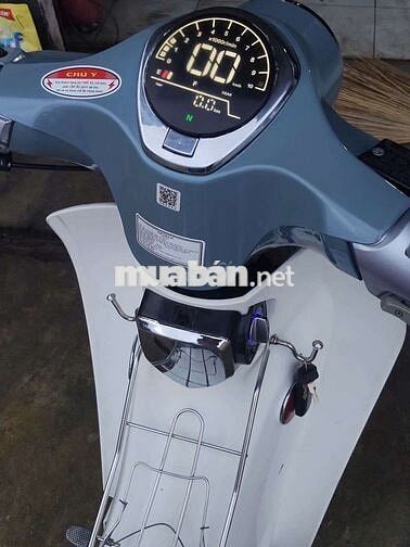 Cub 50cc 2022 khóa Smartkey xanh mới 95%