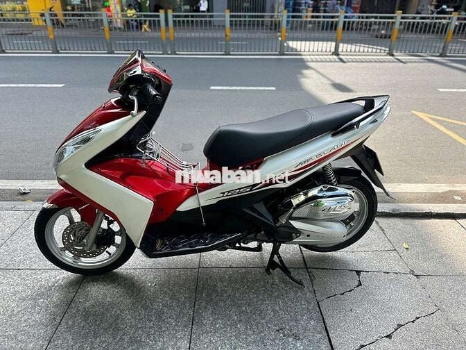Honda air blade 2014 mới 90% Bstp chính chủ
