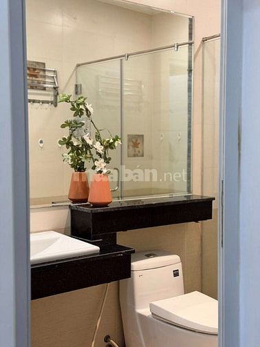 BÁN NHÀ 5 TẦNG- 4PN- PHƯỜNG 7- CẠNH PHAN XÍCH LONG