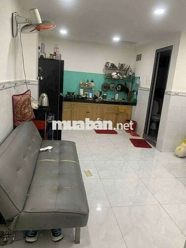 Nhà mặt tiền kinh doanh, Linh Xuân, Thủ Đức. Hơn 3 tỷ xíu.