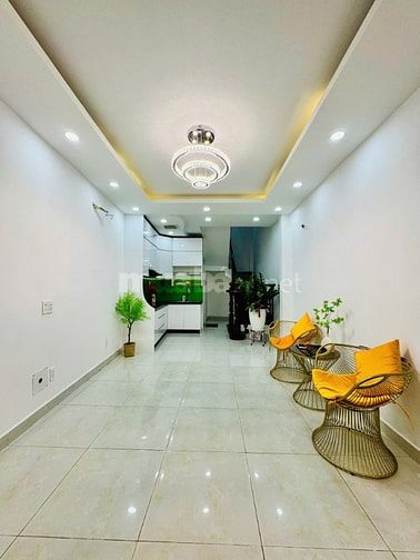 BÁN NHÀ 5 TẦNG- 4PN- PHƯỜNG 7- CẠNH PHAN XÍCH LONG