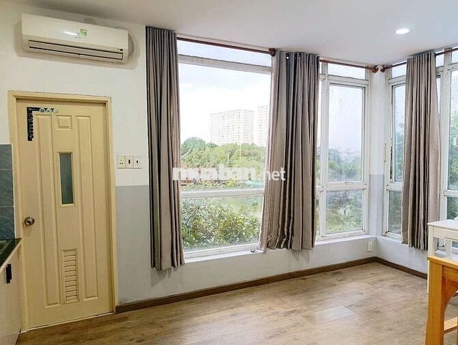 STUDIO CỬA SỔ KÍNH LỚN - FULL NỘI THẤT GẦN HUTECH, METRO VĂN THÁNH