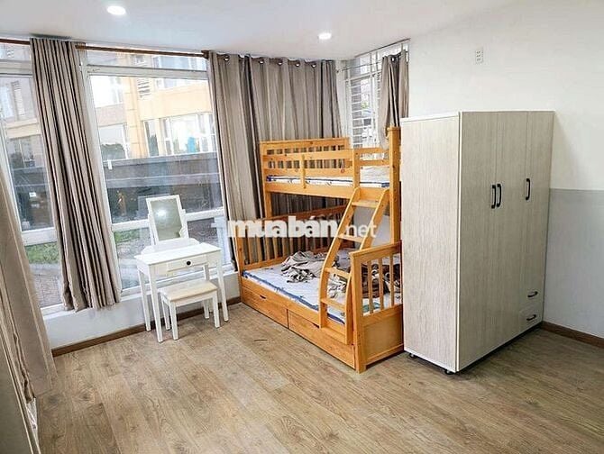 STUDIO CỬA SỔ KÍNH LỚN - FULL NỘI THẤT GẦN HUTECH, METRO VĂN THÁNH