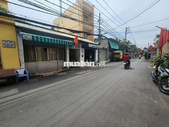 Chia sẻ gác trên phòng trọ rộng rãi sạch sẽ