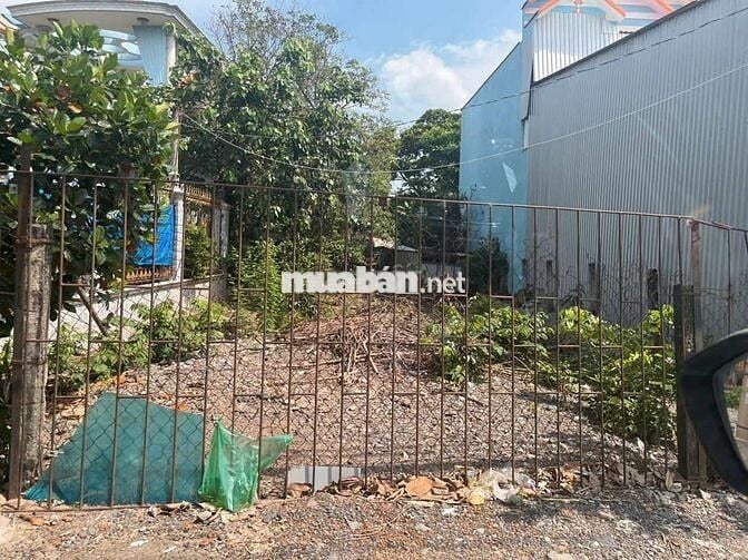 Hạ giá 500tr bán nhanh đất ở măt tân liễu hưng long có 300 thổ cư