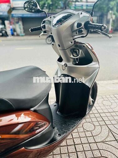 VISION 2012 DƯ DÙNG ( GIÁ CÒN GIẢM )